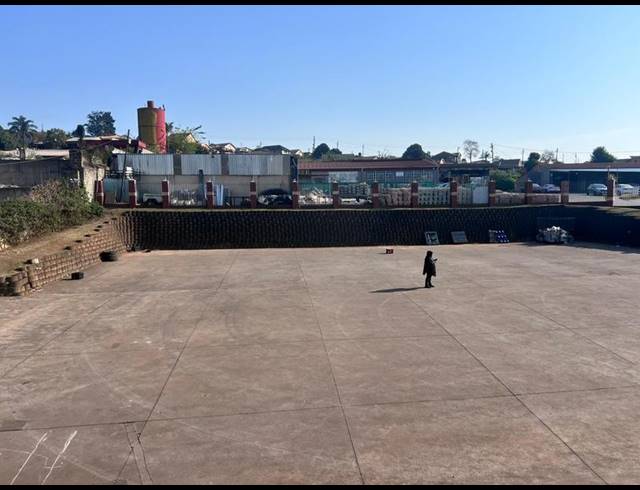 INDUSTRIAL PROPERTY TO RENT IN WILLOWTON